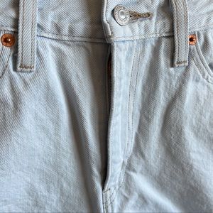Levis Premium wide leg shorts